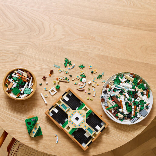 LEGO Bašta sa fontanom 10359