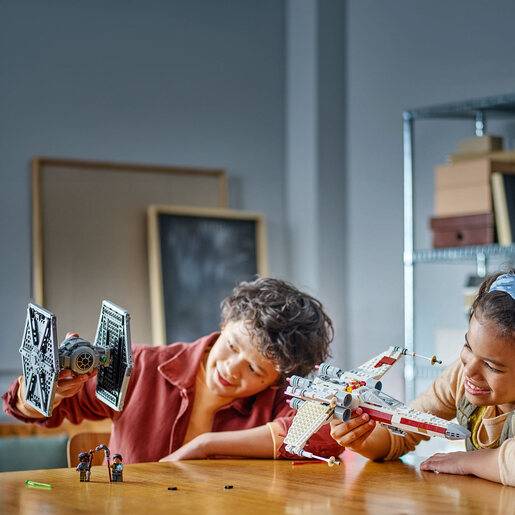 LEGO Kombinacija TIE Borca i X-Winga 75393