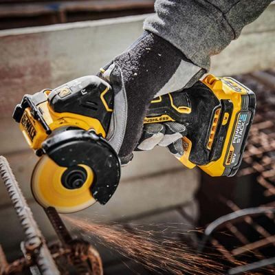 DeWALT aku kružna testera DCS438N