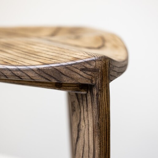 Meda furniture Set Drvena hoklica izdubljena Jasen L i oslonac za stopala