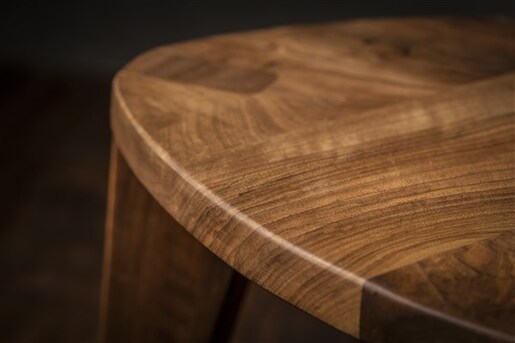 Meda furniture Drvena hoklica S Orah