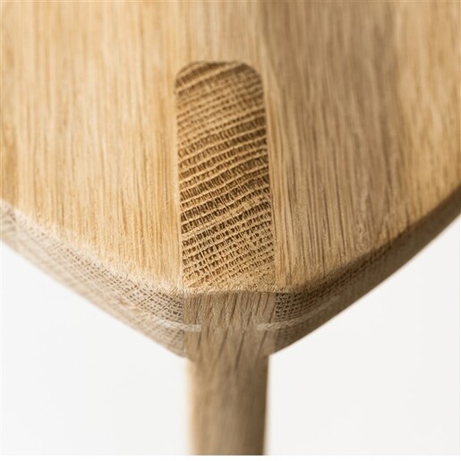 Meda furnitureDrvena hoklica Hrast izdubljena L