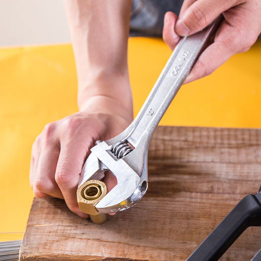 DELI Podešavajući ključ za cevi 0-30mm EDL010A