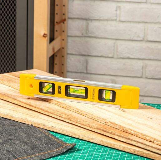 DELI Libela ABS mini 230×40×17mm EDL290230