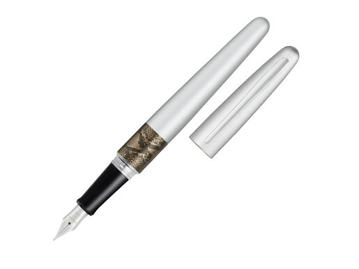 PILOT NALIV PERO  ANIMAL PITONEBRNO