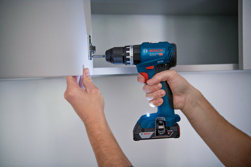 Bosch Professional Aku vib. buš GSB 185 1x2.0+pribor kofer 06019K3102
