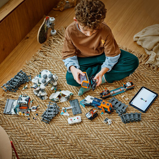 LEGO Arktički istraživački voz Polar Ekspres 60470