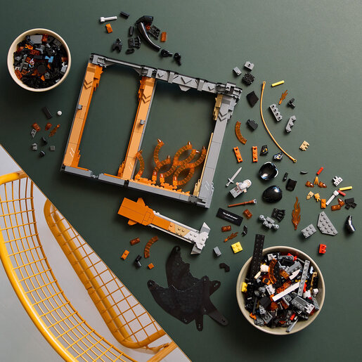 LEGO® Gospodar prstenova: Balrog™ u kutku među knjigama 10367