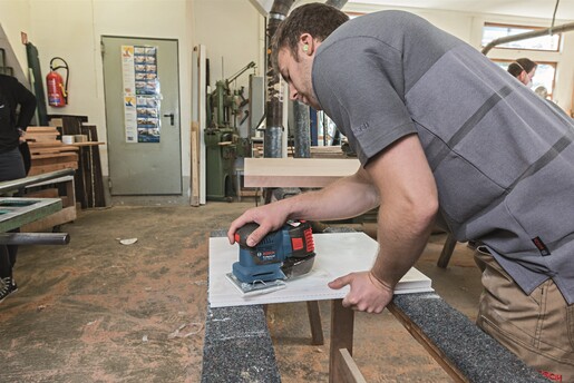 BOSCH Professional GSS 18V-10 akumulatorska vibraciona brusilica, solo alat  06019D0200