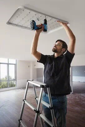 Bosch Professional akumulatorska udarna bušilica GSR 185-LI 1x4.0 Ah, GAL 18V-40, meka torbica 06019K3005