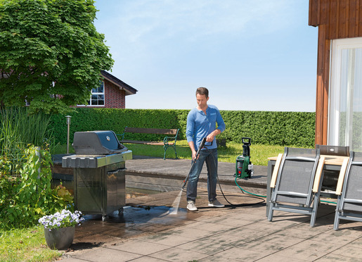 BOSCH perač pod visokim pritiskom UniversalAquatak 130 + auto KIT 061599261B