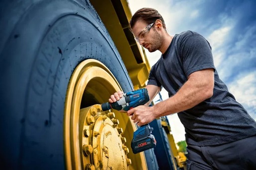 BOSCH Professional akumulatorski udarni odvrtač GDS 18V-1600 HC Solo alat