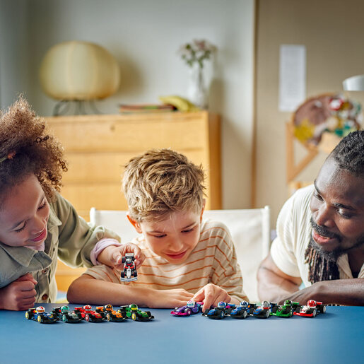 LEGO kolekcionarske formule F1® – kompletna serija 71049