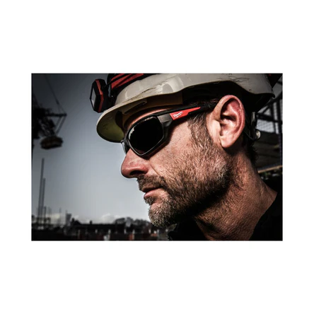 Milwaukee Premium zaštitne naočare, zatamnjene, 48 kom 4932479028