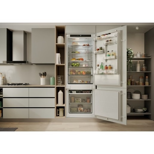 Candy ugradni kombinovani frižider CNBQT3719EW