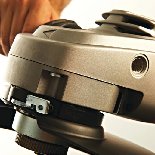 Milwaukee Električna ugaona brusilica sa AVS 230 mm, 2200 W, prekidač sa lopaticom AGV 22-230 4933431860