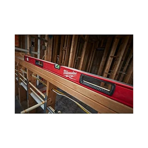 Milwaukee Backbone Ojačana libela 240 cm 4932459074