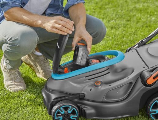 Gardena Baterijska kosilica powermax set dve baterije i brzi punjač  37cm/36v GA 14638-20