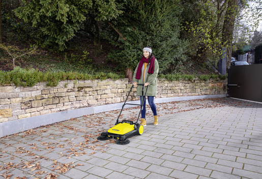 Karcher mašina za metenje S 4 Twin
