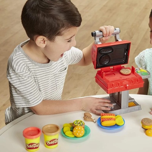 Plastelin Play-Doh BBQ set