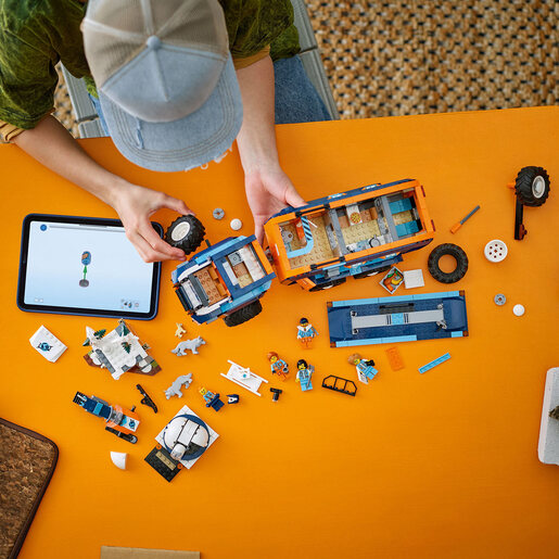 LEGO Arktički istraživački kamion s laboratorijom 60471