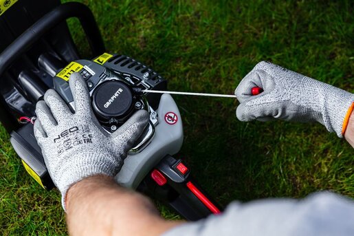 Motorna testera za živu ogradu – GRAPHITE 58G955