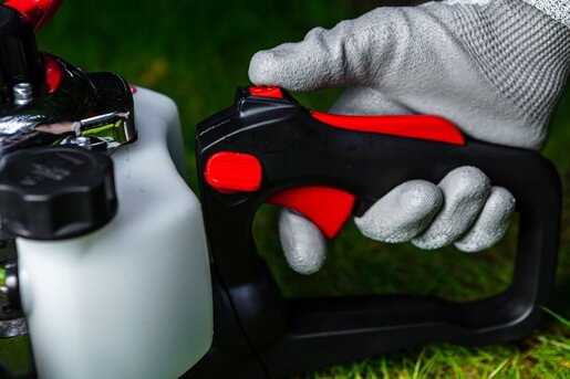 Motorna testera za živu ogradu – GRAPHITE 58G955