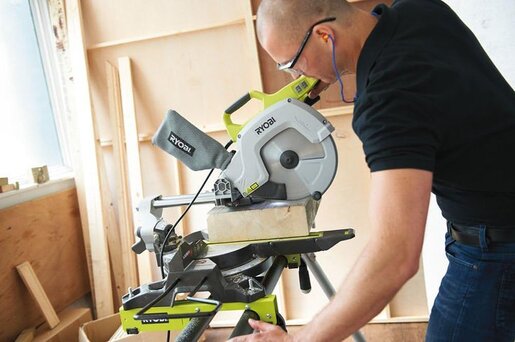 Električna stona potezno – nagibna testera (ger mašina), 2000W - RYOBI EMS254L