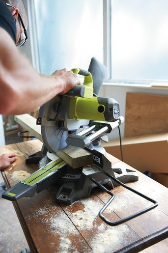 Električna stona potezno – nagibna testera (ger mašina), 2000W - RYOBI EMS254L