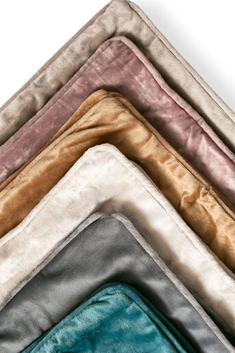 Dekordom Dekorativna jastučnica velluto plain 45x45 - lilac