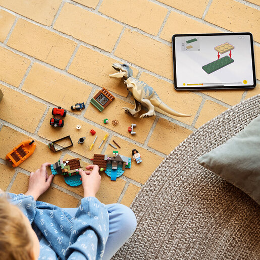 LEGO Bekstvo od T-reksa na reci 76975