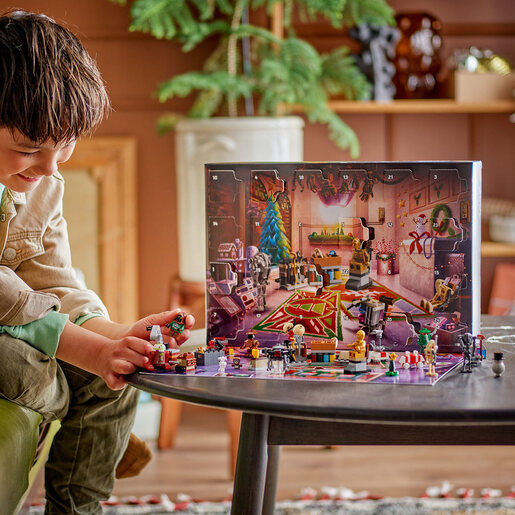 LEGO Božićni kalendar za 2025. godinu 75418