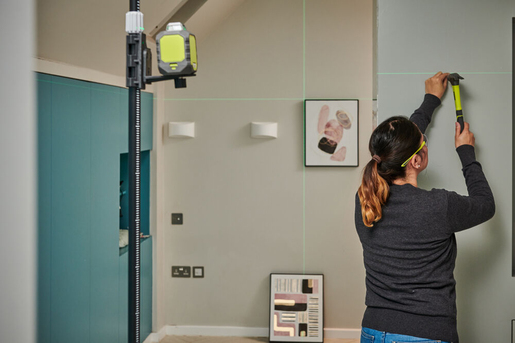 Samonivelirajući laserski nivelator (nivelir) sa stativom - RYOBI RB360GLL-K