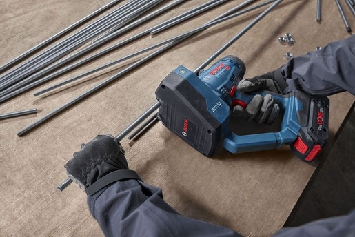 BOSCH Professional GGC 18V-12 akumulatorski navojni rezač šipki, solo alat u L-BOXX-u 06019M8001