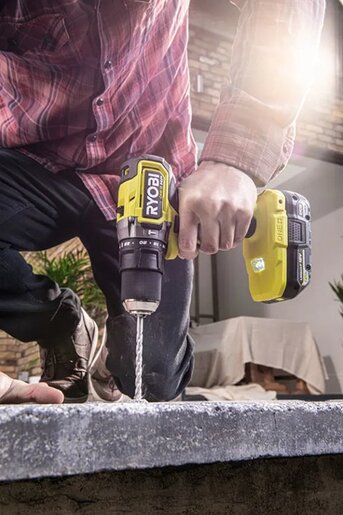 Set - udarna bušilica (18V ONE+™ HP) sa 2 baterije (2Ah) i punjačem - RYOBI RDD18C-220S