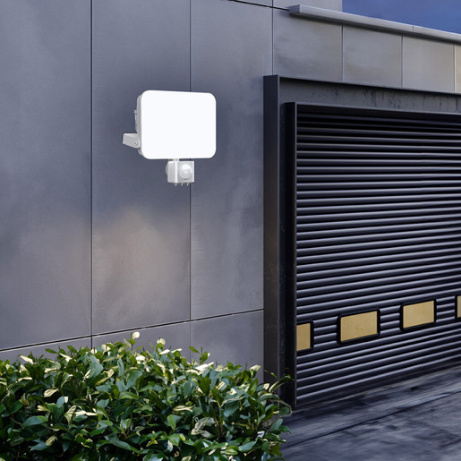 Braytron cct led reflektor sa pir senzorom 30w Bt60-63080