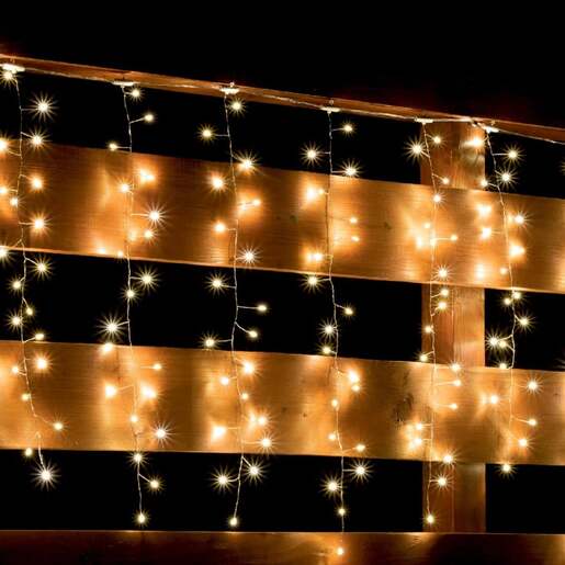 Svetleći niz sa 300 toplo belih led dioda Mlf300/ww