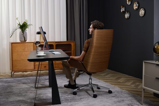 Medics Care ExecuRest Q5 Masažna Kancelarijska Stolica (Karamel)