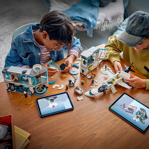 LEGO Aerodrom sa avionom 60502