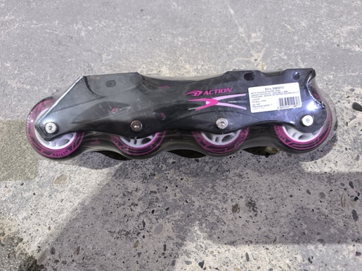 Set 8 tockica za rolere 72mm i lezajevi,osovin,koc. crno beli l 2023 3083013