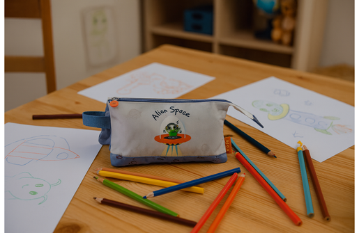 Enso alien space prazna pernica sa 3 pregrade 98.843.21