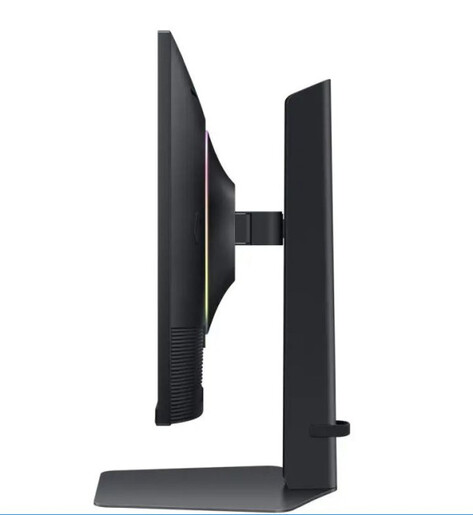 Monitor 27 Samsung S27DG702EU, IPS 3840x2160, 144Hz, 1ms, HDMI, DP, USB, Pivot