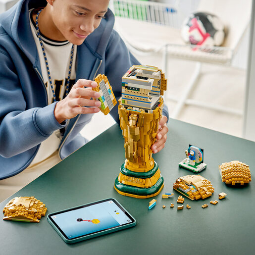 LEGO Zvanični trofej FIFA Svetskog prvenstva u fudbalu 43020