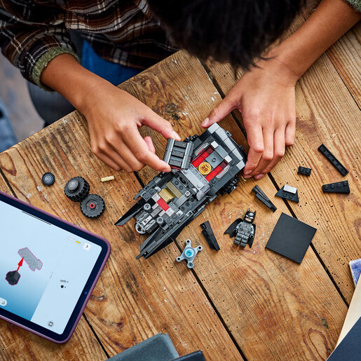 LEGO Betmobil™ iz filma Betmen™ 76332