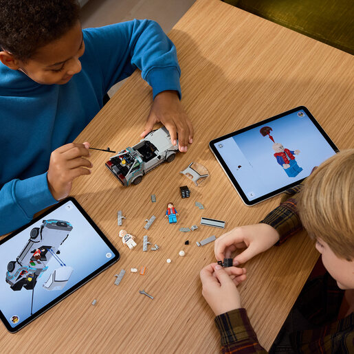 LEGO Vremeplov iz Povratka u budućnost 77256