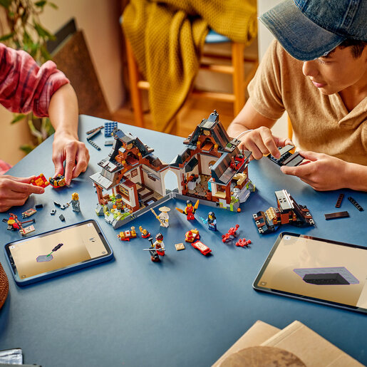 LEGO Kovačnica četiri oružja – 15. godišnjica 71858