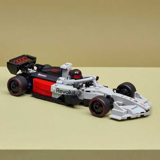LEGO Audi F1® Team R26 trkački automobil 77259