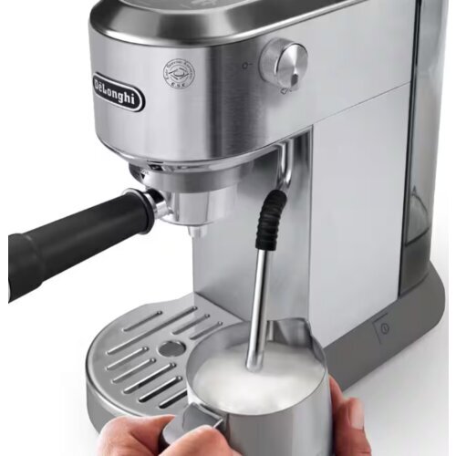 DeLonghi Aparat za espresso kafu EC890.M