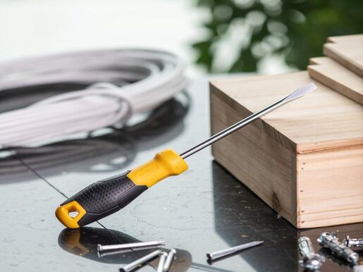 DELI Odvijač ravni 6x150mm EDL6361501