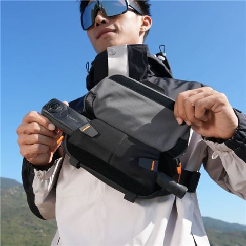 Insta360 Everyday Crossbody Bag (Gray)